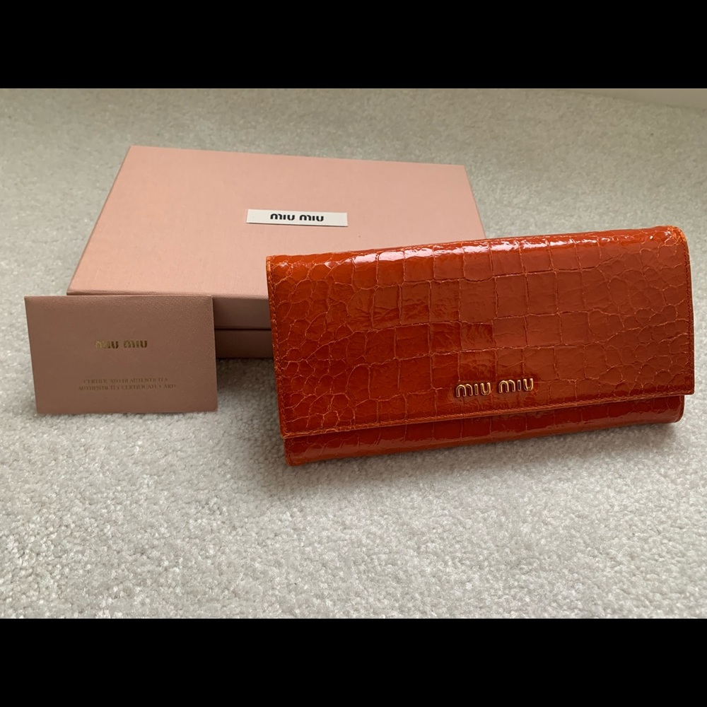 🌟SOLD🌟 Miu Miu Crocodile Embossed Wallet